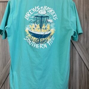Southern Tide t shirt, size Medium